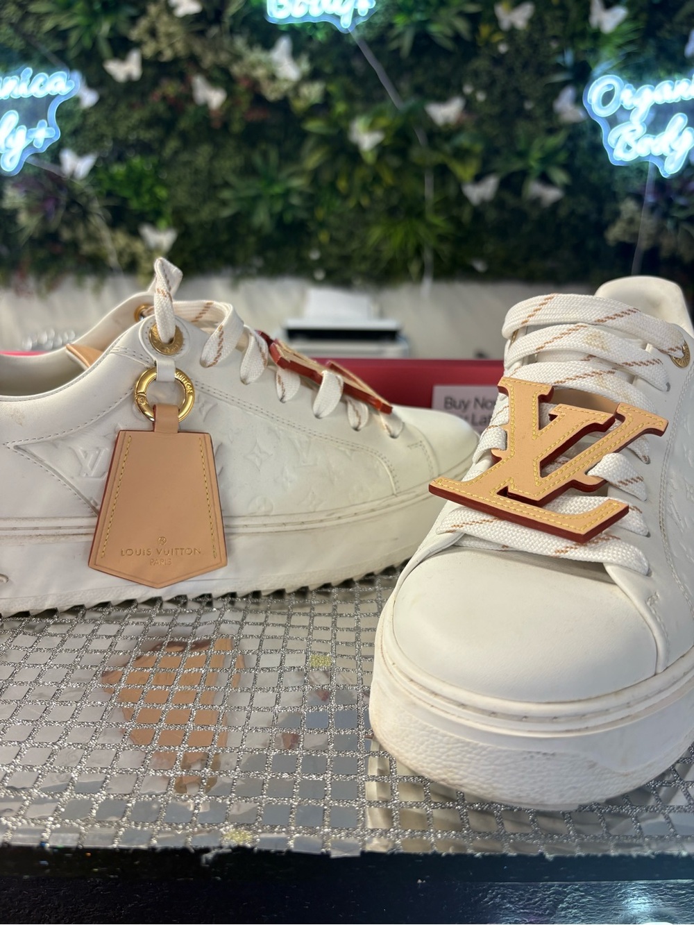 Louis Vuitton White Leather Sneakers with Tan LV Initiales - Picture 2 of 2